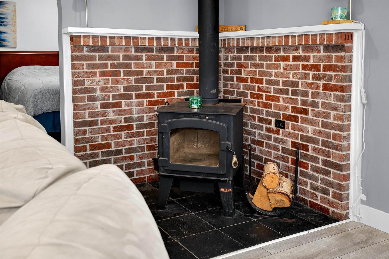 45 Meadowbank Road, Cornwall, PE - Indoor With Fireplace