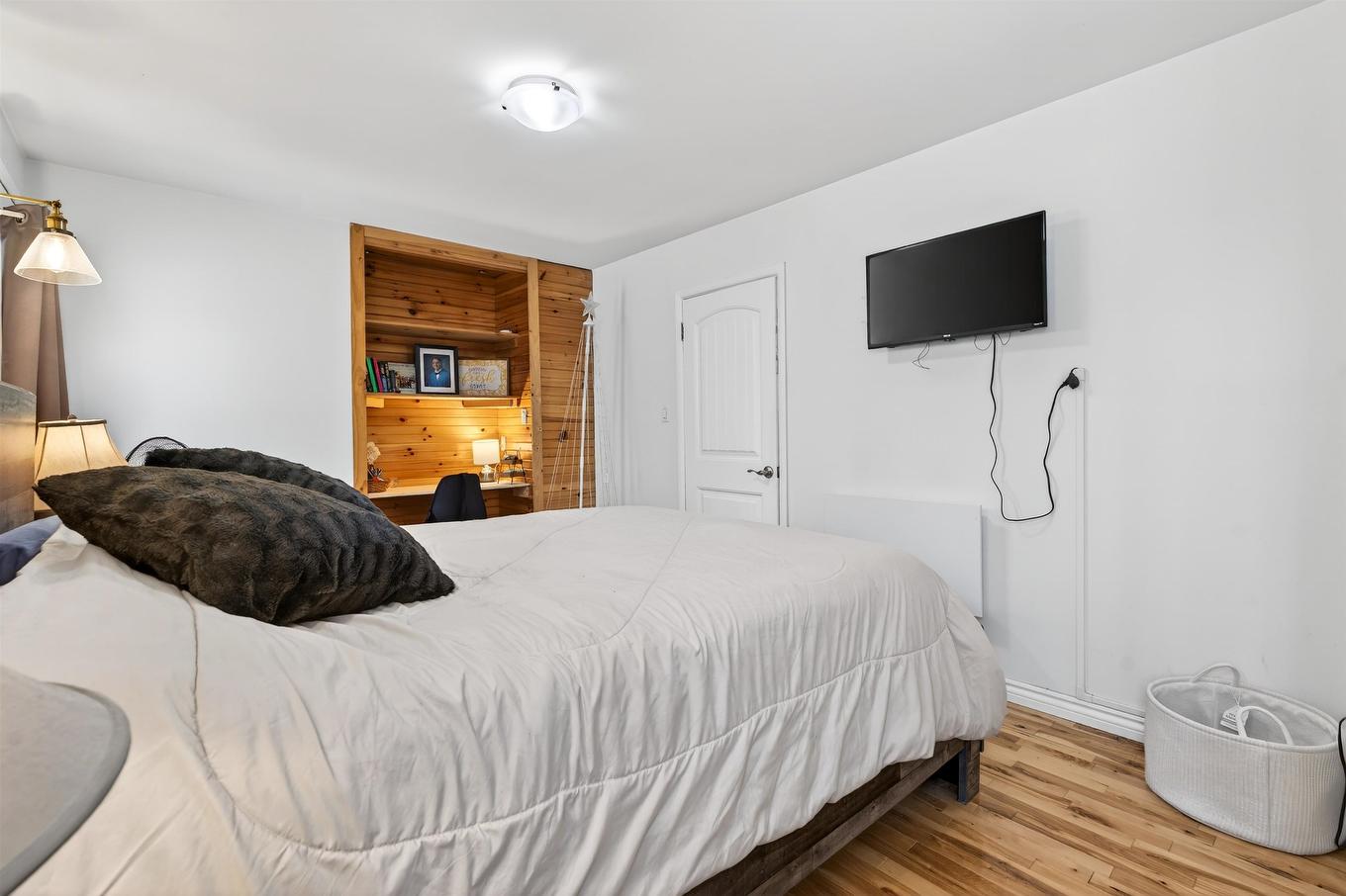 45 Meadowbank Road, Cornwall, PE - Indoor Photo Showing Bedroom