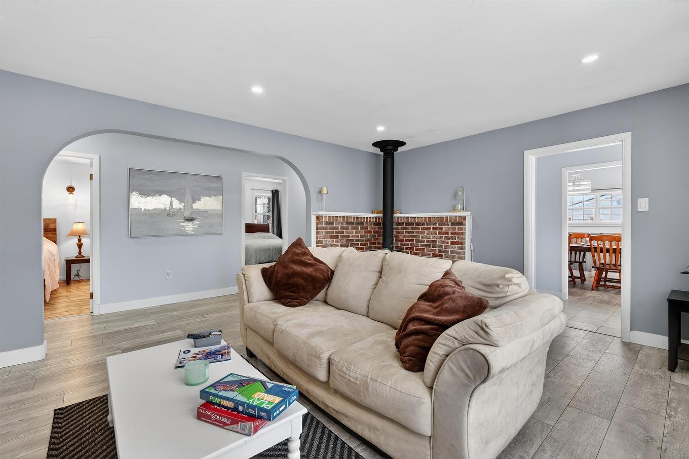 45 Meadowbank Road, Cornwall, PE - Indoor Photo Showing Living Room