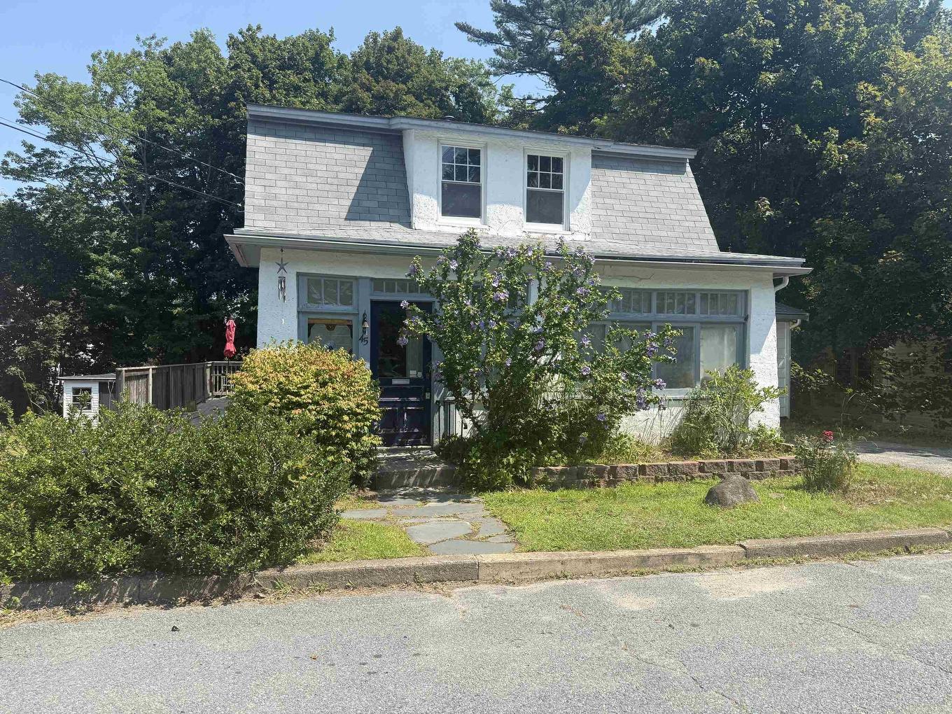 45 Scotia Street, Bridgewater, NS - Outdoor