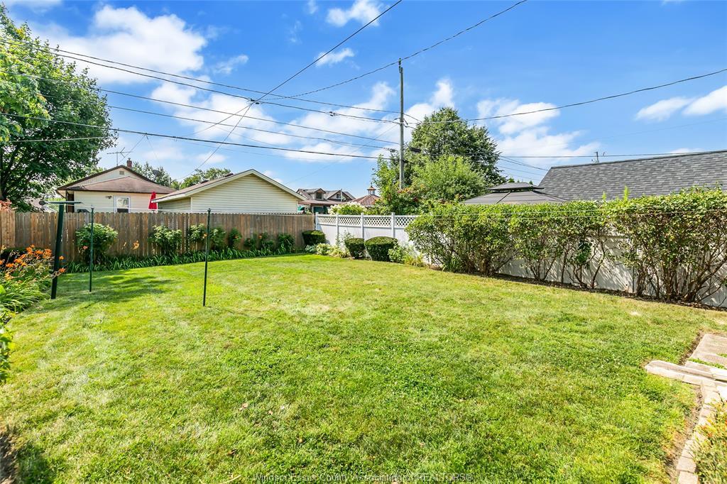 567 Stanley, Windsor, ON