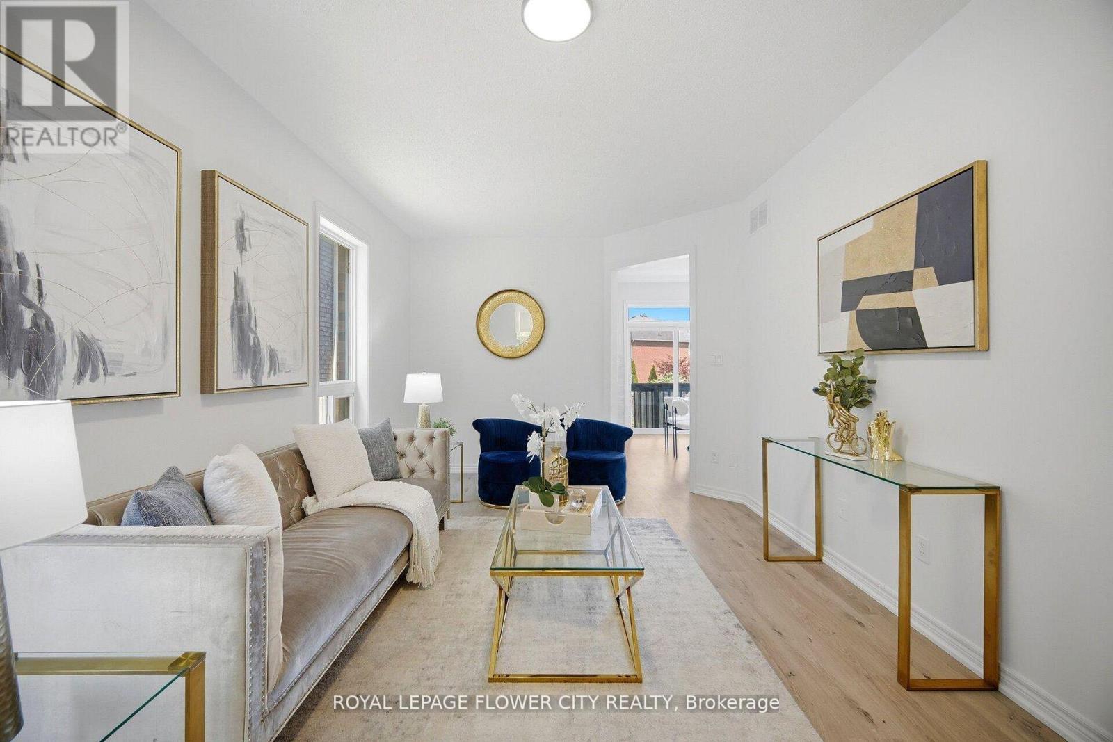 24 Martree Crescent, Brampton, ON - Indoor Photo Showing Living Room