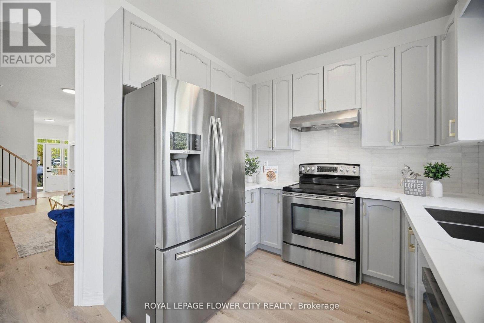 24 Martree Crescent, Brampton, ON - Indoor Photo Showing Kitchen With Double Sink
