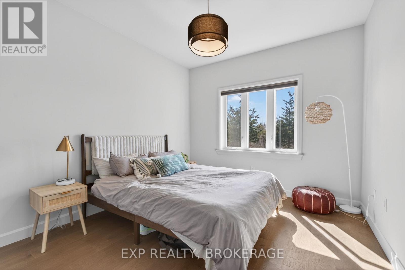 9304 Perth Road, Rideau Lakes, ON - Indoor Photo Showing Bedroom