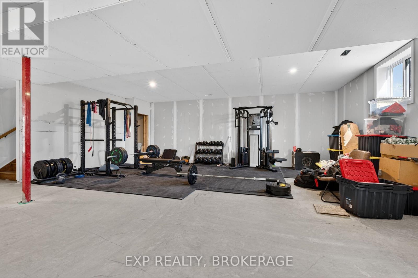 9304 Perth Road, Rideau Lakes, ON - Indoor Photo Showing Gym Room
