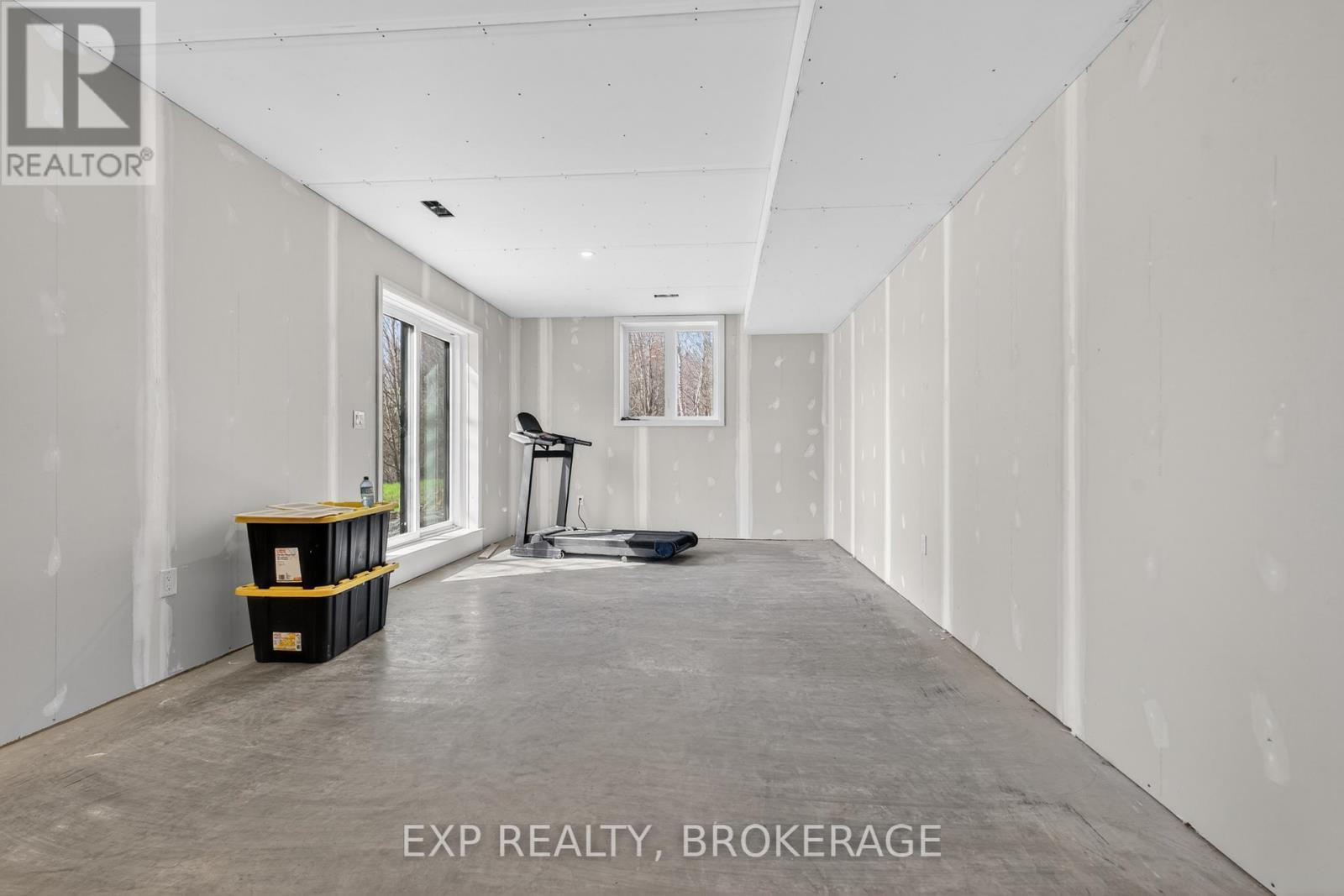 9304 Perth Road, Rideau Lakes, ON - Indoor