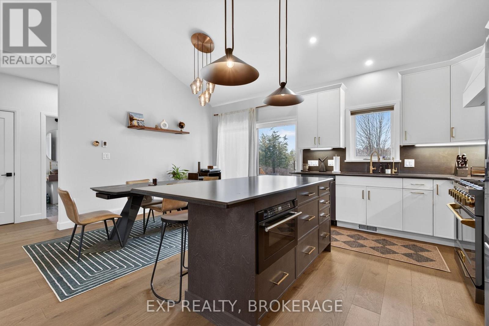 9304 Perth Road, Rideau Lakes, ON - Indoor