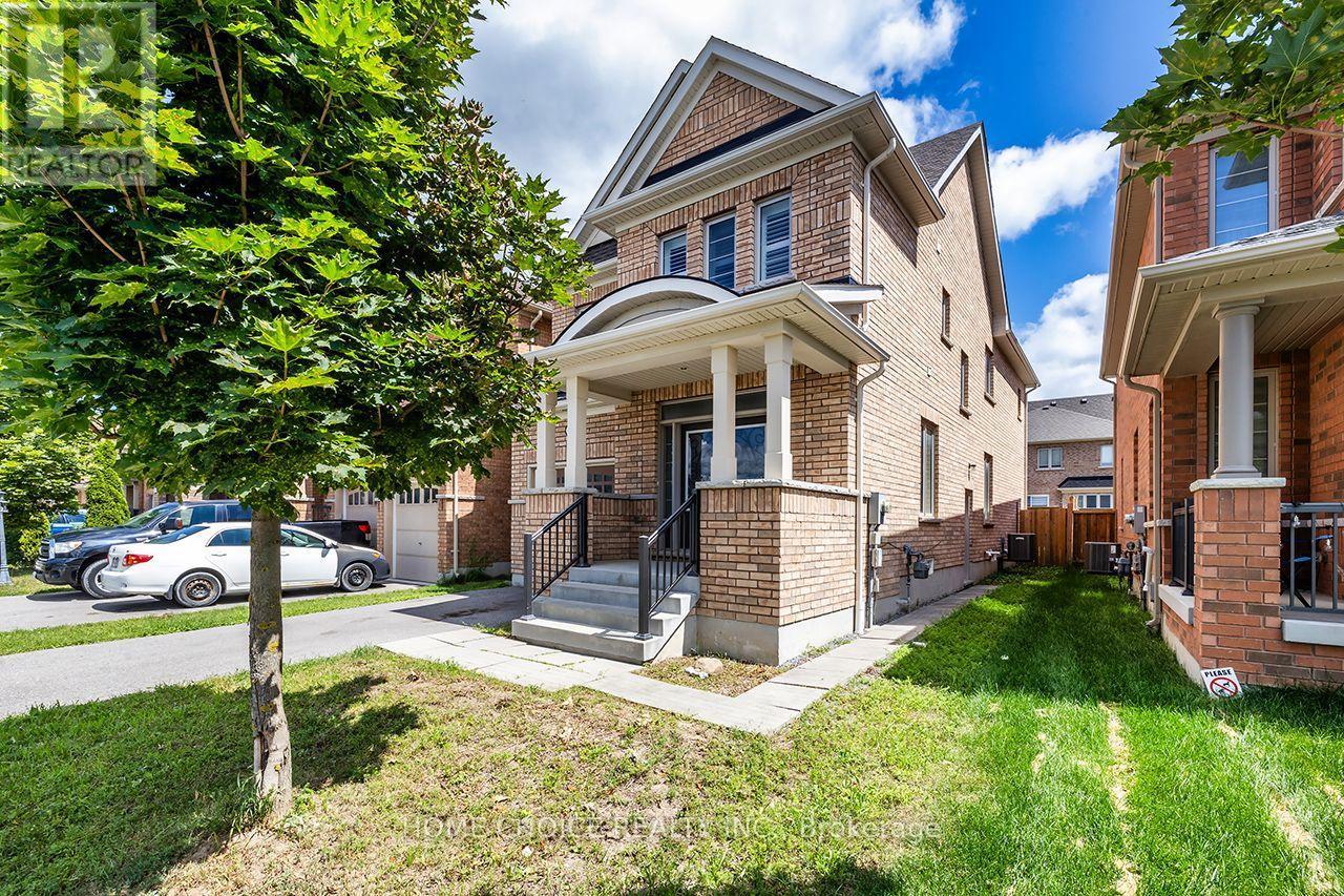 427 Windsfields Farm Drive W, Oshawa, ON - Outdoor