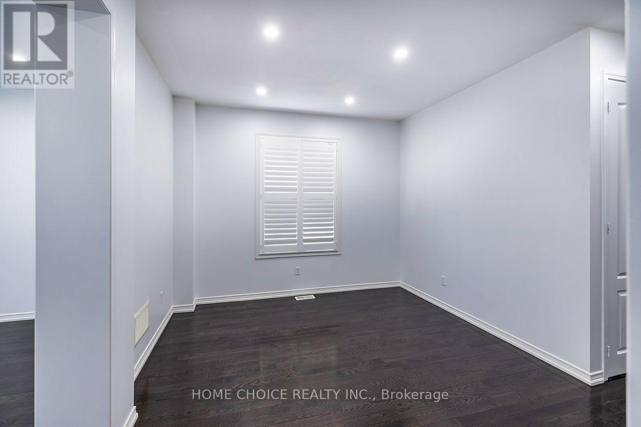 427 Windsfields Farm Drive W, Oshawa, ON - Indoor Photo Showing Other Room