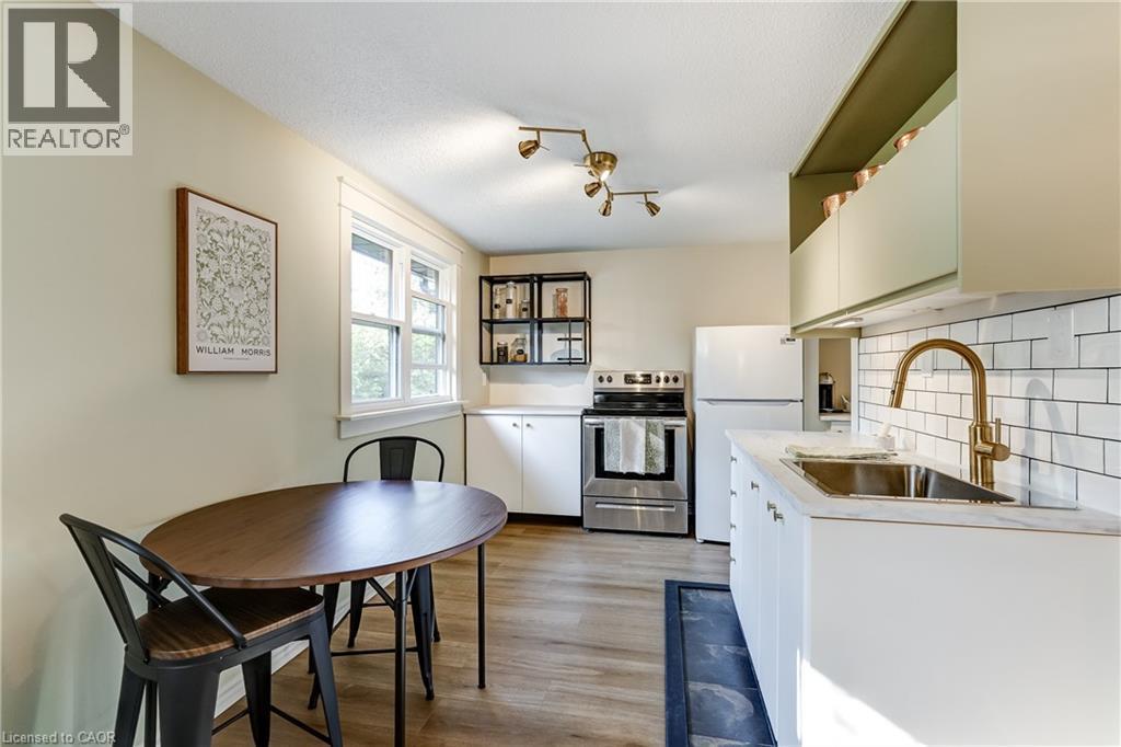 148 St Andrews Drive, Hamilton, ON - Indoor Photo Showing Other Room