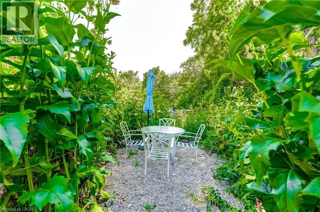 148 St Andrews Drive, Hamilton, ON - Outdoor