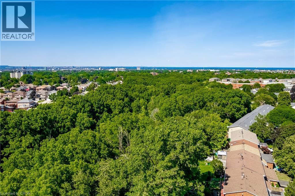 148 St Andrews Drive, Hamilton, ON - Outdoor