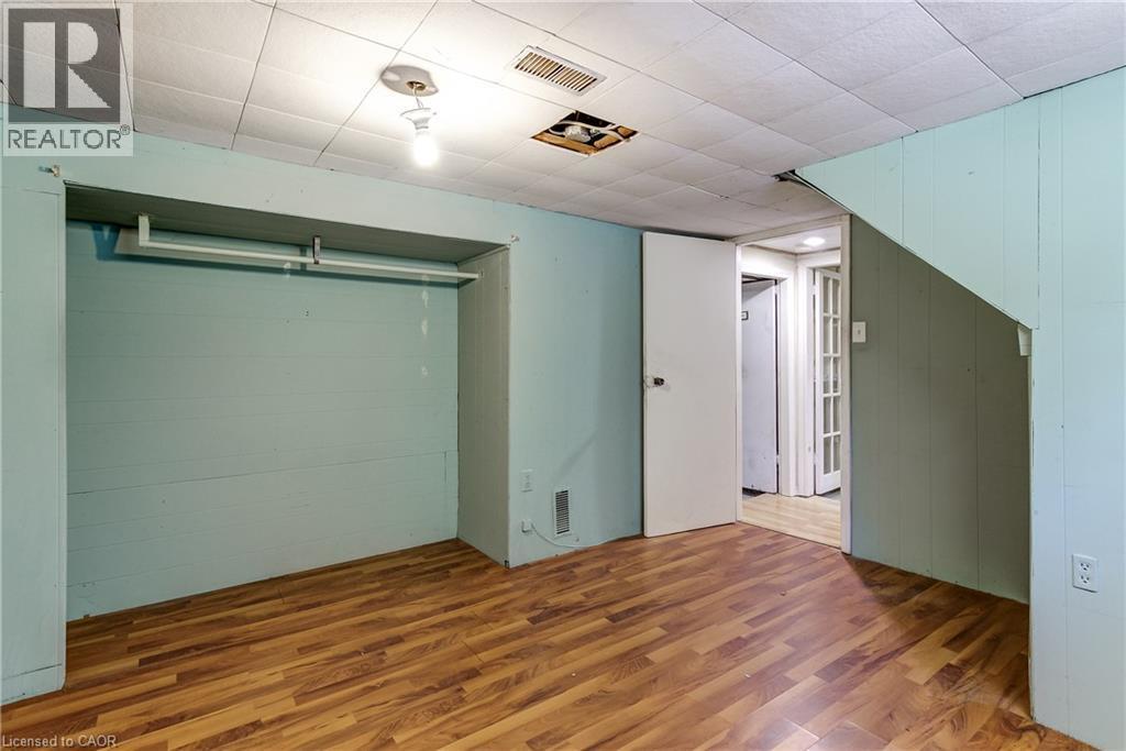 230 East 33Rd Street, Hamilton, ON - Indoor Photo Showing Other Room