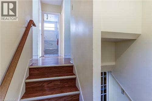 230 East 33Rd Street, Hamilton, ON - Indoor Photo Showing Other Room
