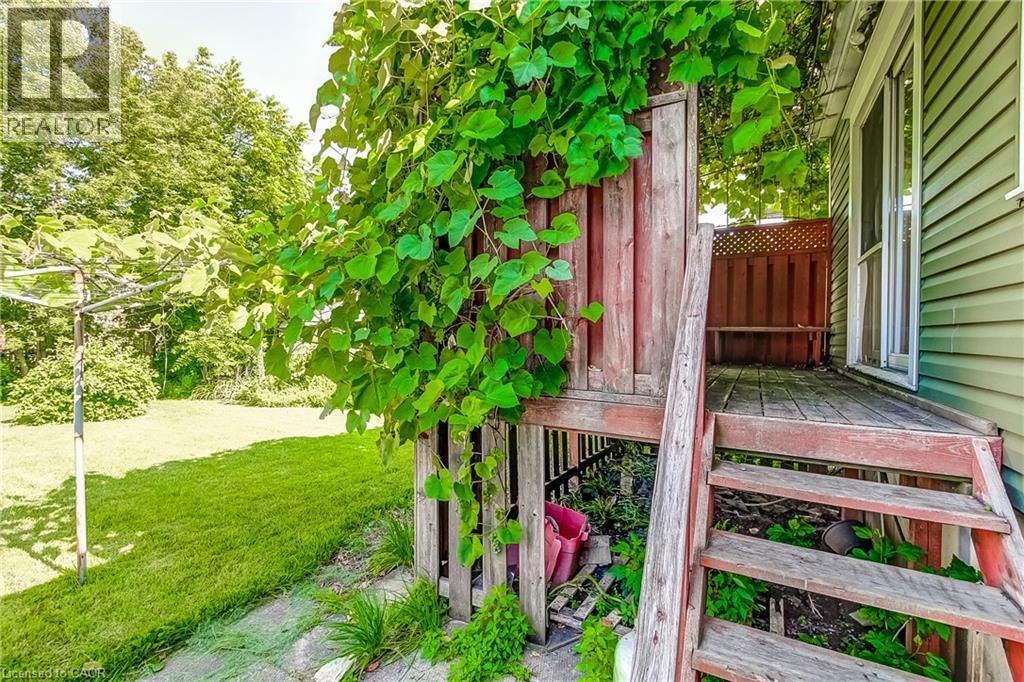 230 East 33Rd Street, Hamilton, ON - Outdoor