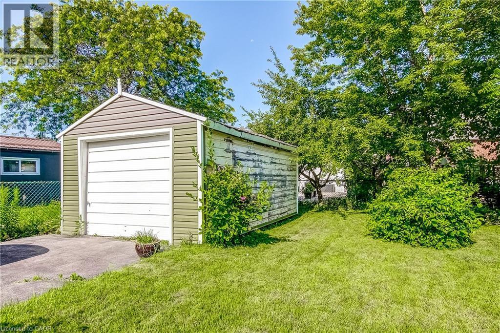 230 East 33Rd Street, Hamilton, ON - Outdoor