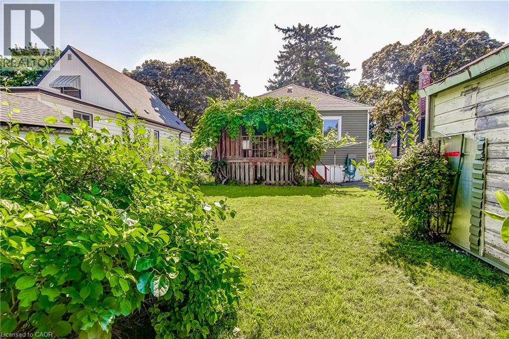 230 East 33Rd Street, Hamilton, ON - Outdoor