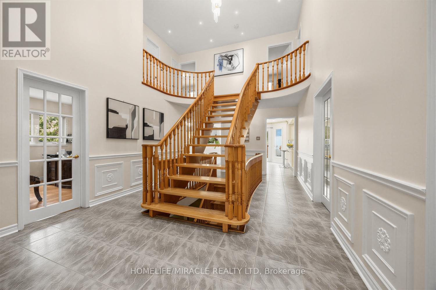 2023 Jacamar Court, Mississauga, ON - Indoor Photo Showing Other Room