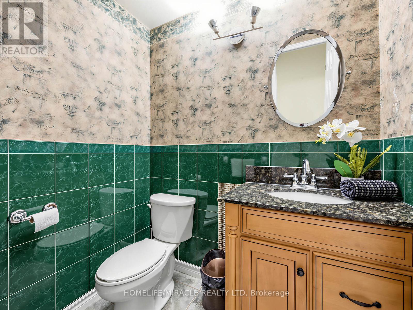 2023 Jacamar Court, Mississauga, ON - Indoor Photo Showing Bathroom