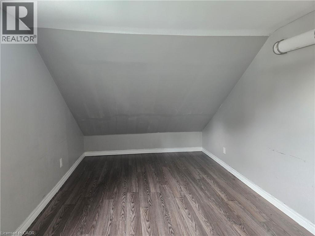 6269 Franklin Avenue, Niagara Falls, ON - Indoor Photo Showing Other Room