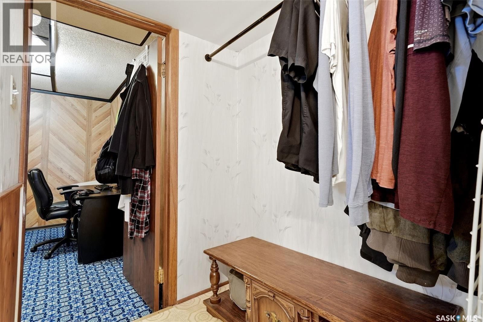 7208 Dewdney Avenue, Regina, SK - Indoor Photo Showing Other Room