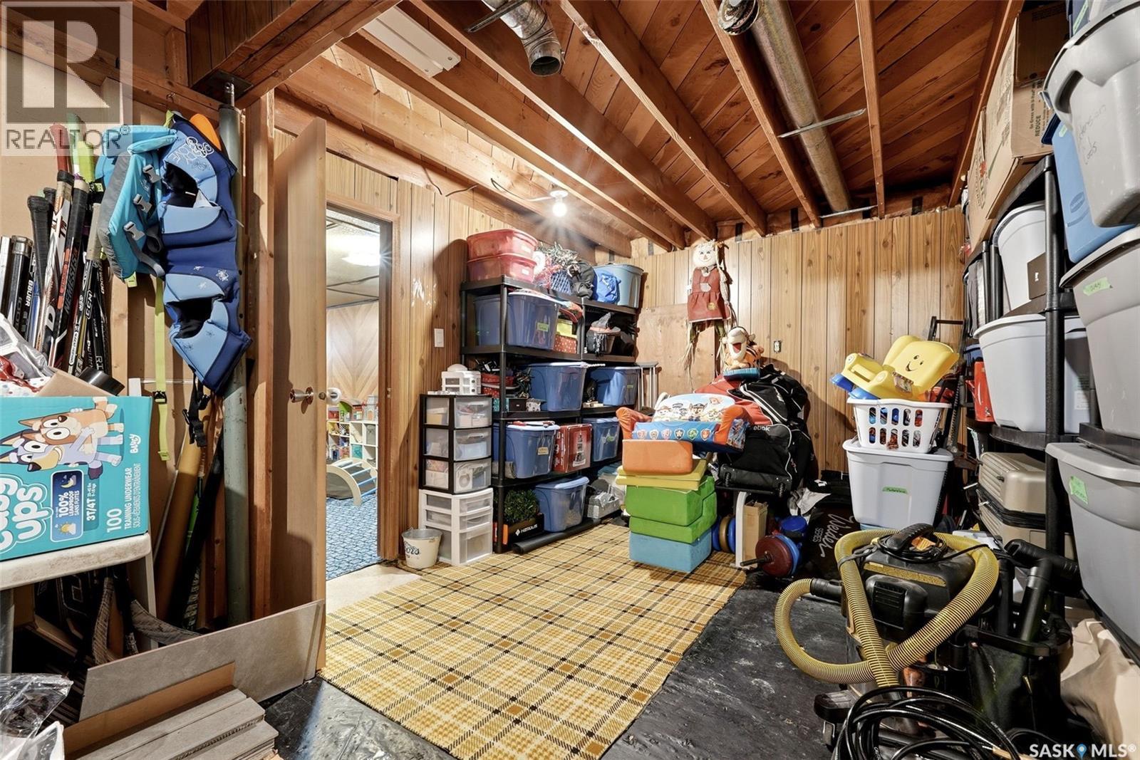 7208 Dewdney Avenue, Regina, SK - Indoor