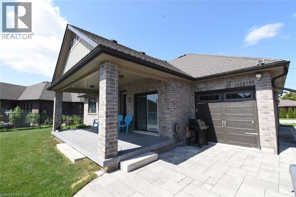 10 Craddock Boulevard, Jarvis, ON - Outdoor With Deck Patio Veranda
