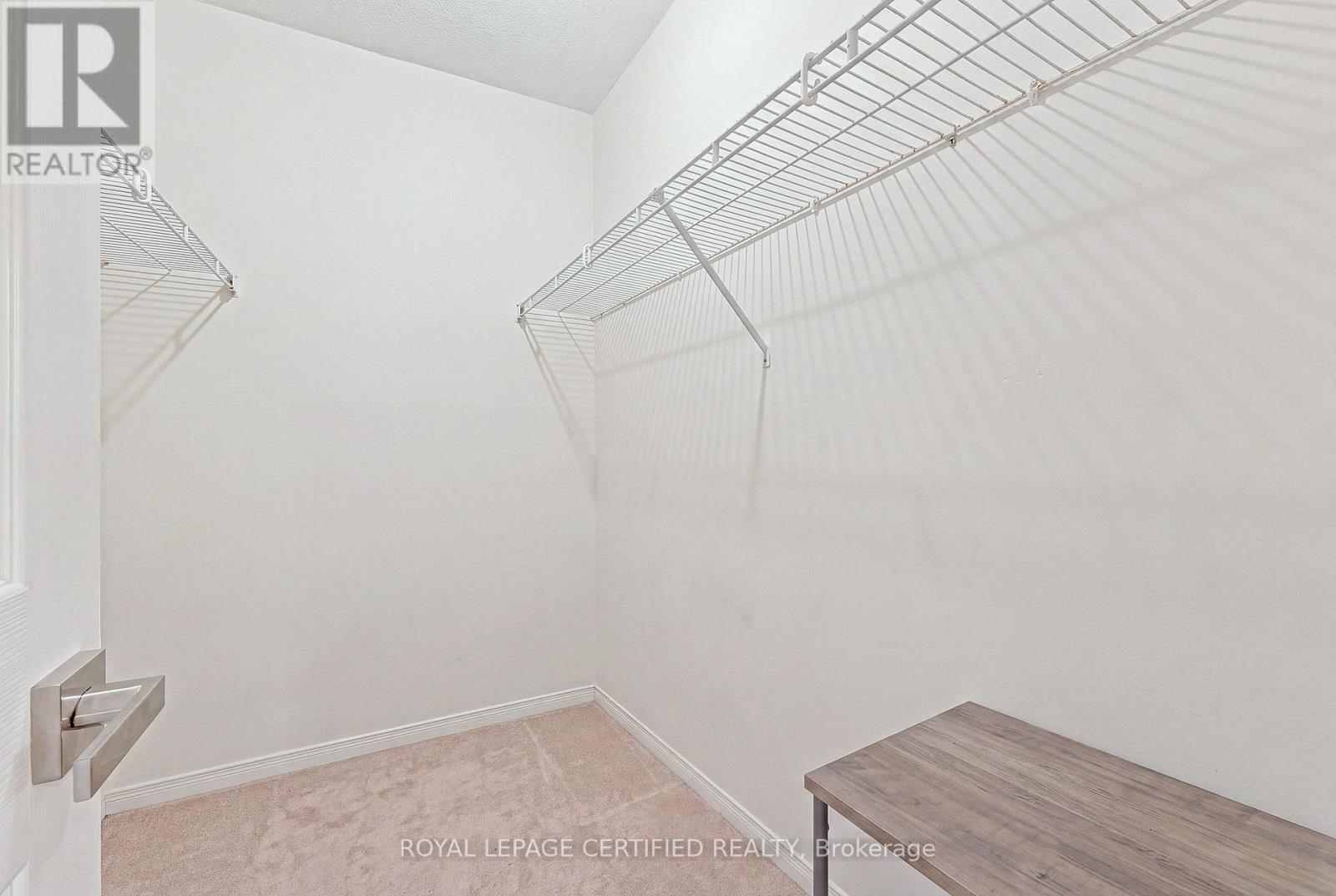 3135 Shadetree Drive, Mississauga, ON - Indoor With Storage