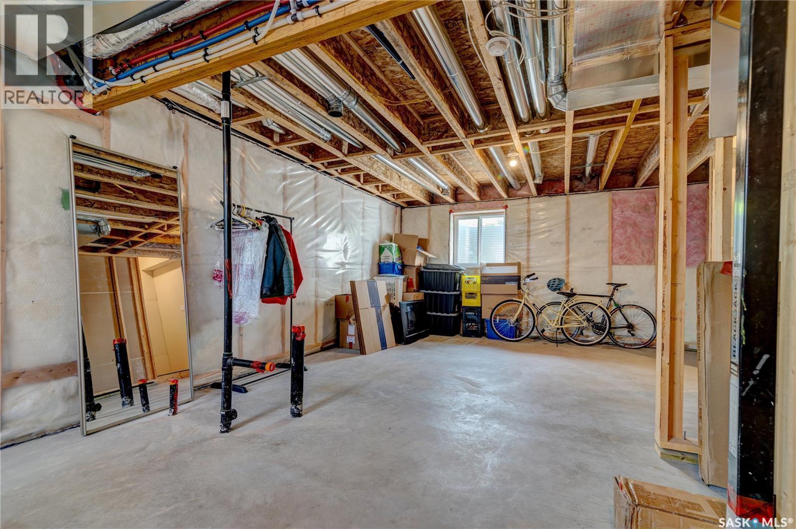 3277 Chuka Boulevard, Regina, SK - Indoor Photo Showing Basement