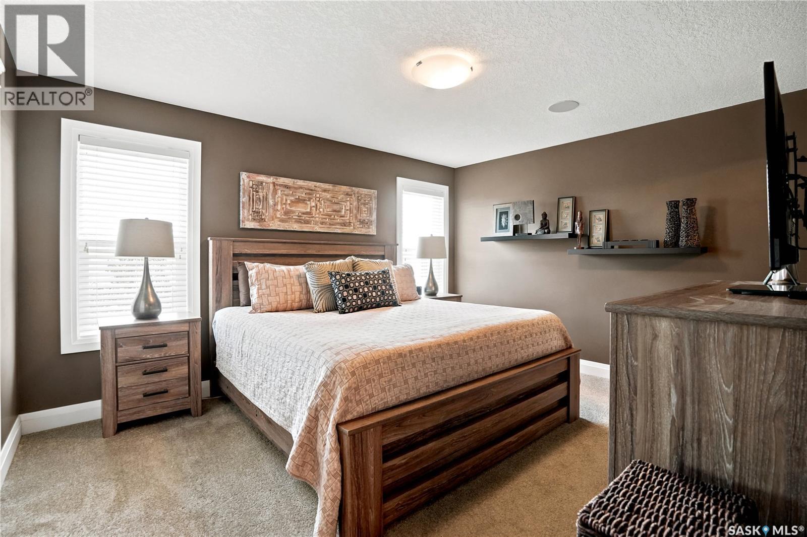 5413 Green Silverberry Drive E, Regina, SK - Indoor Photo Showing Bedroom