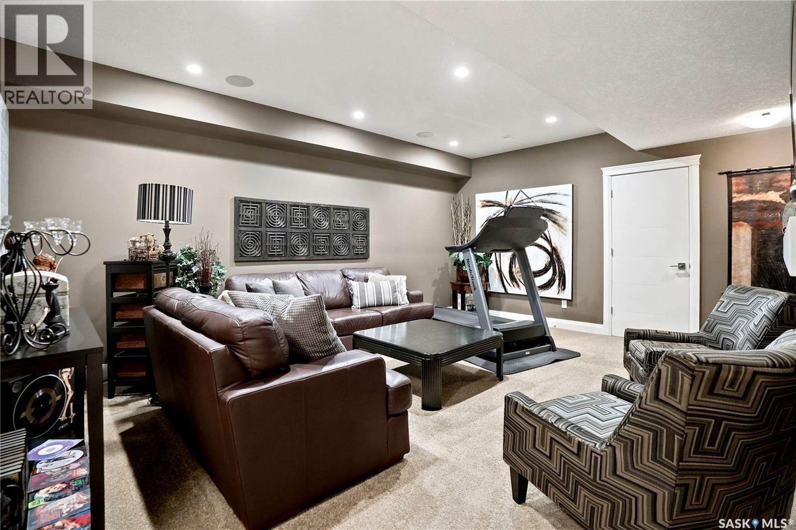 5413 Green Silverberry Drive E, Regina, SK - Indoor