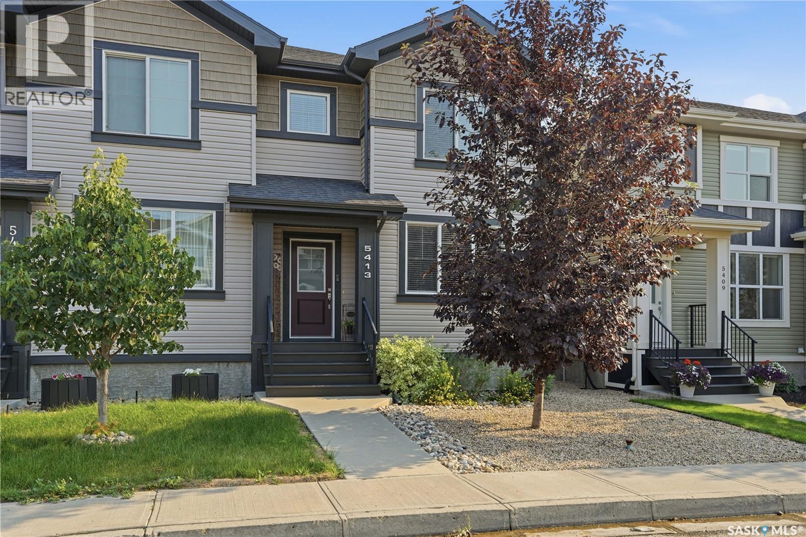 5413 Green Silverberry Drive E, Regina, SK - Outdoor With Facade