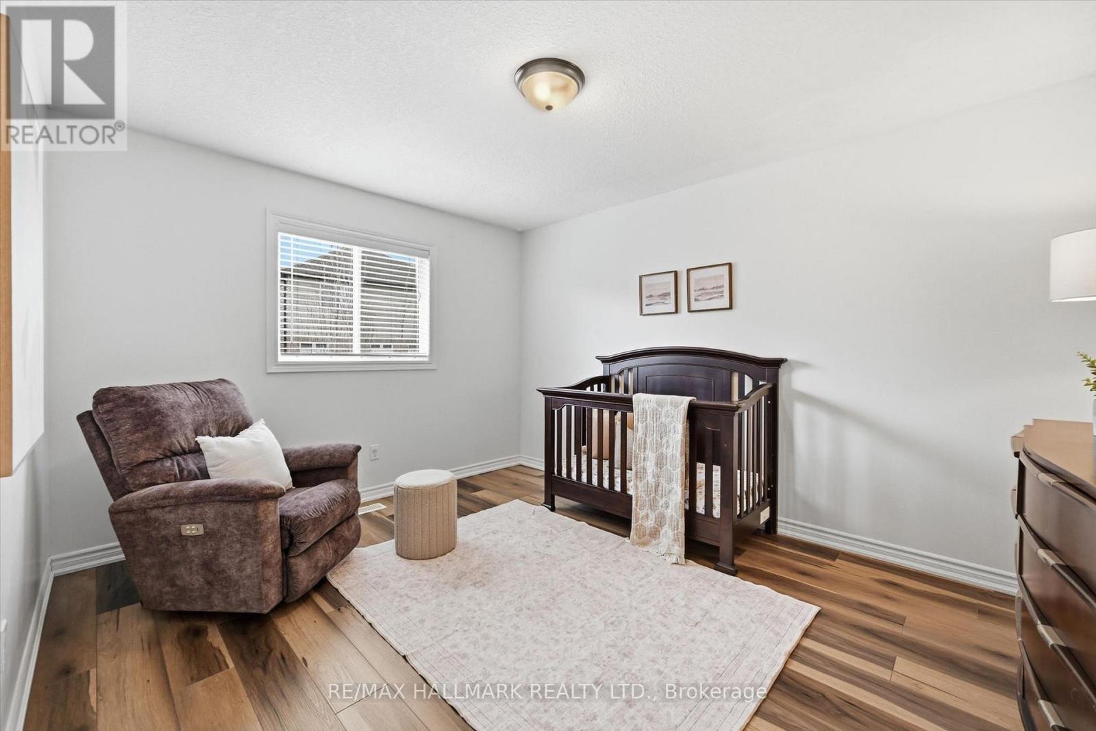 1334 Upper Paradise Road, Hamilton, ON - Indoor