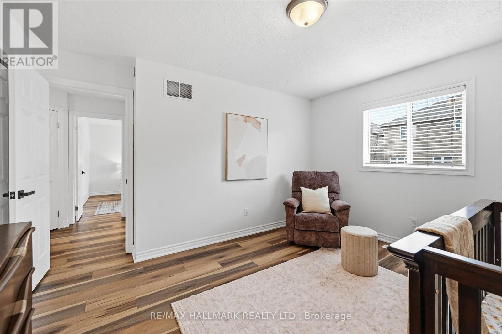 1334 Upper Paradise Road, Hamilton, ON - Indoor