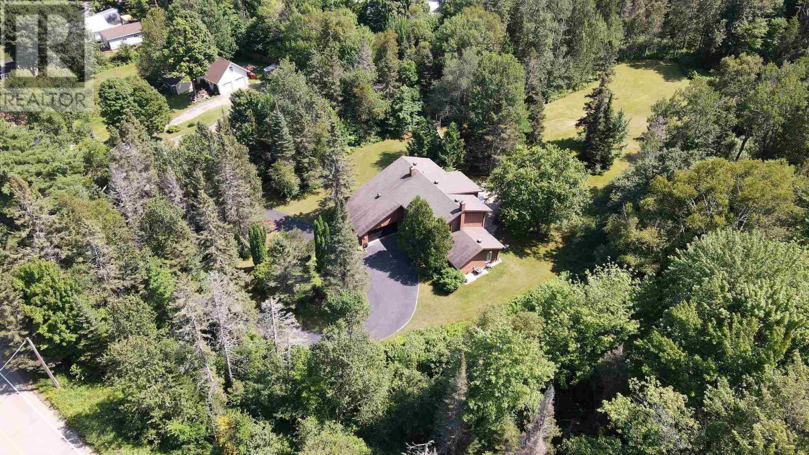 823 Fourth Lin E, Sault Ste. Marie, ON - Outdoor With View