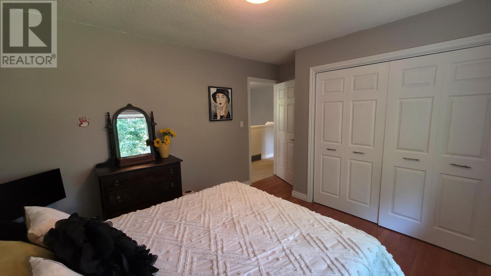 823 Fourth Lin E, Sault Ste. Marie, ON - Indoor Photo Showing Bedroom