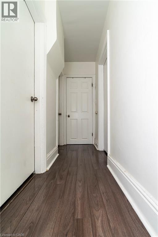 33 Railway Street, Hamilton, ON - Indoor Photo Showing Other Room