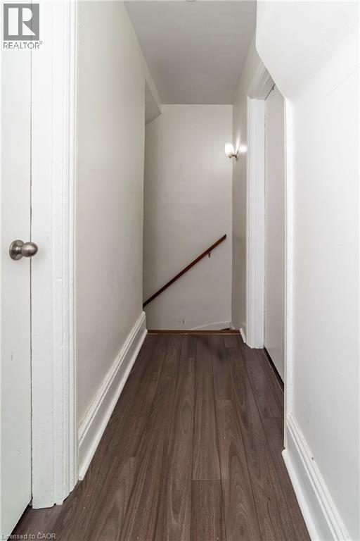 33 Railway Street, Hamilton, ON - Indoor Photo Showing Other Room