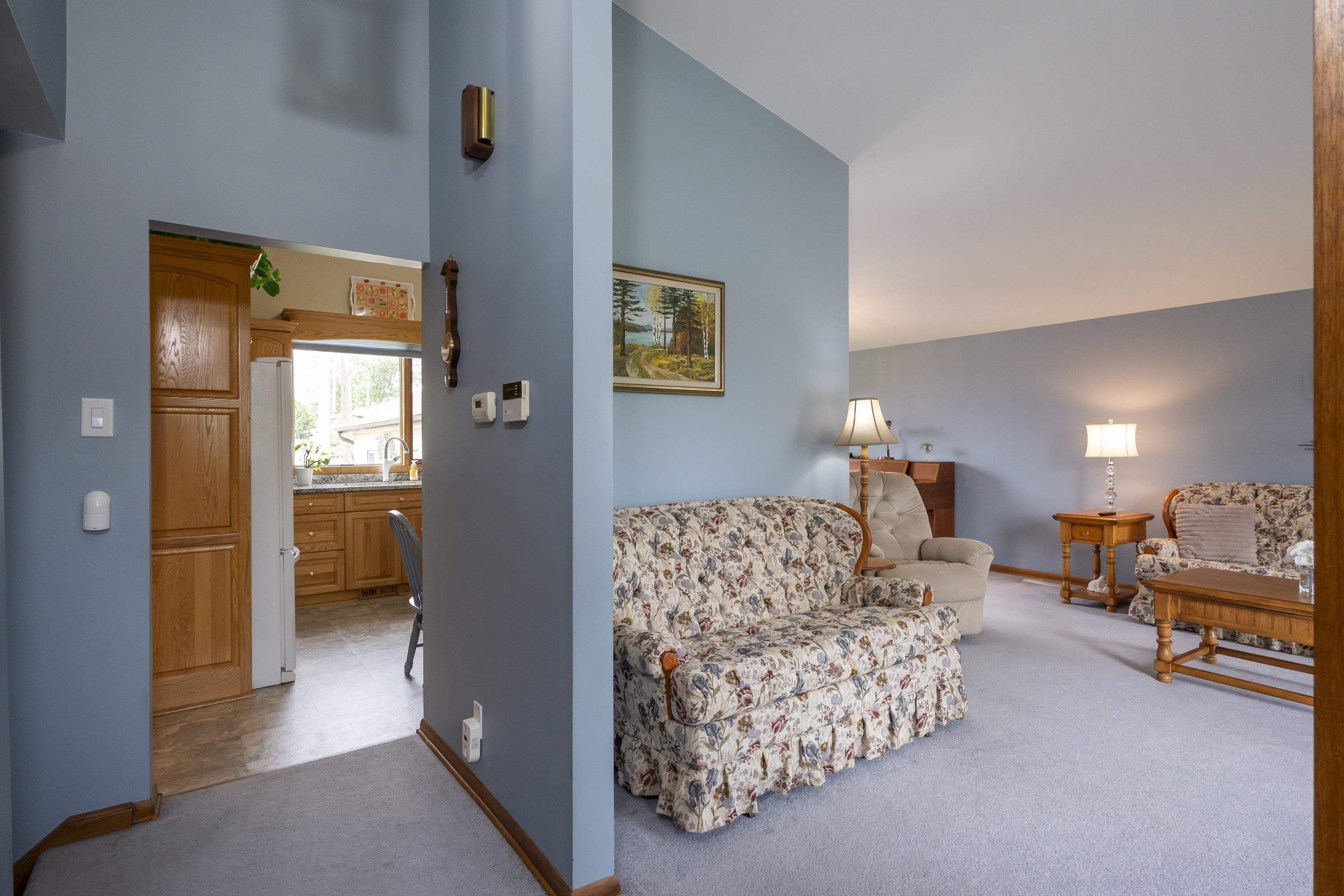 236 Poplar Ave, Thunder Bay, ON - Indoor