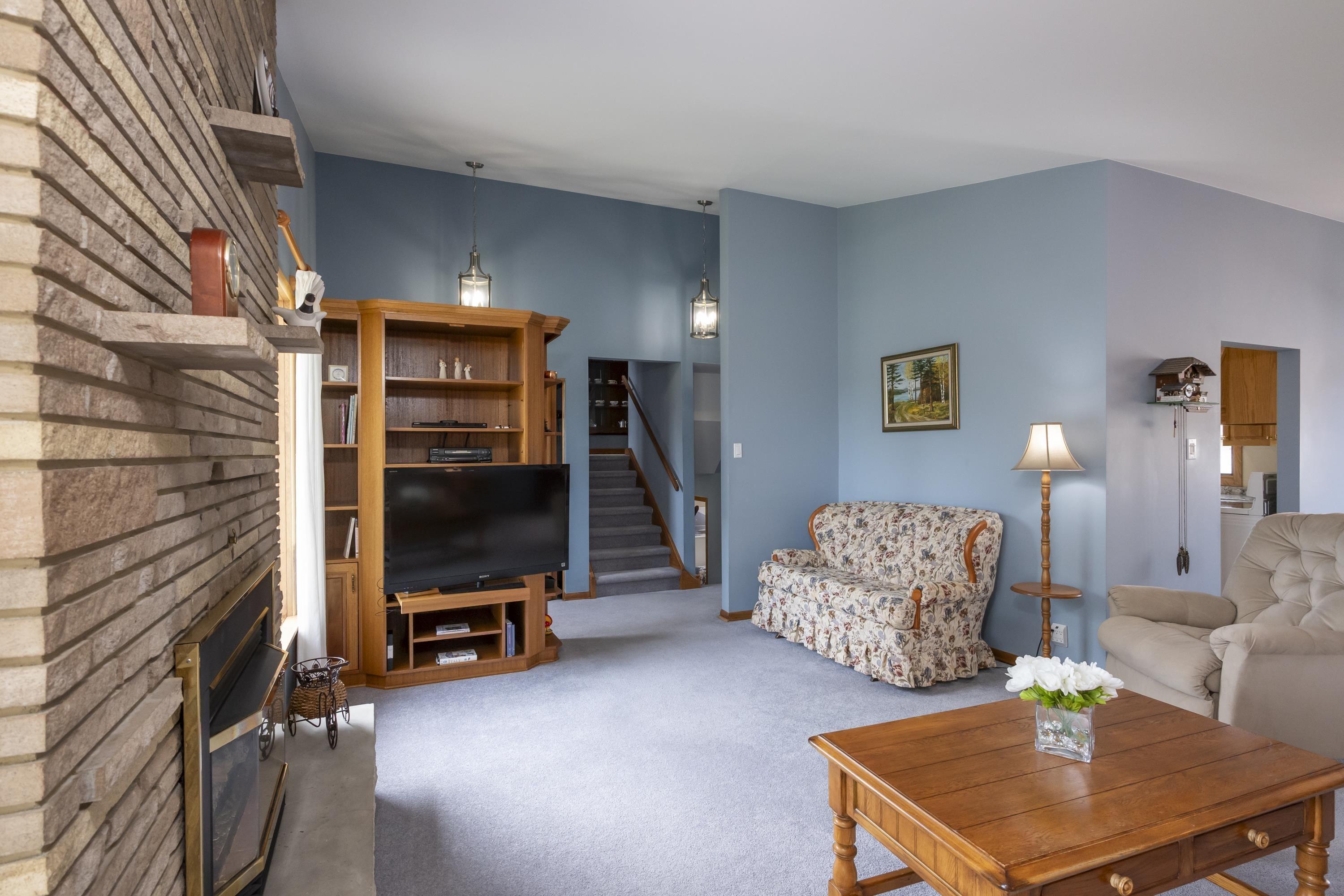 236 Poplar Ave, Thunder Bay, ON - Indoor Photo Showing Living Room