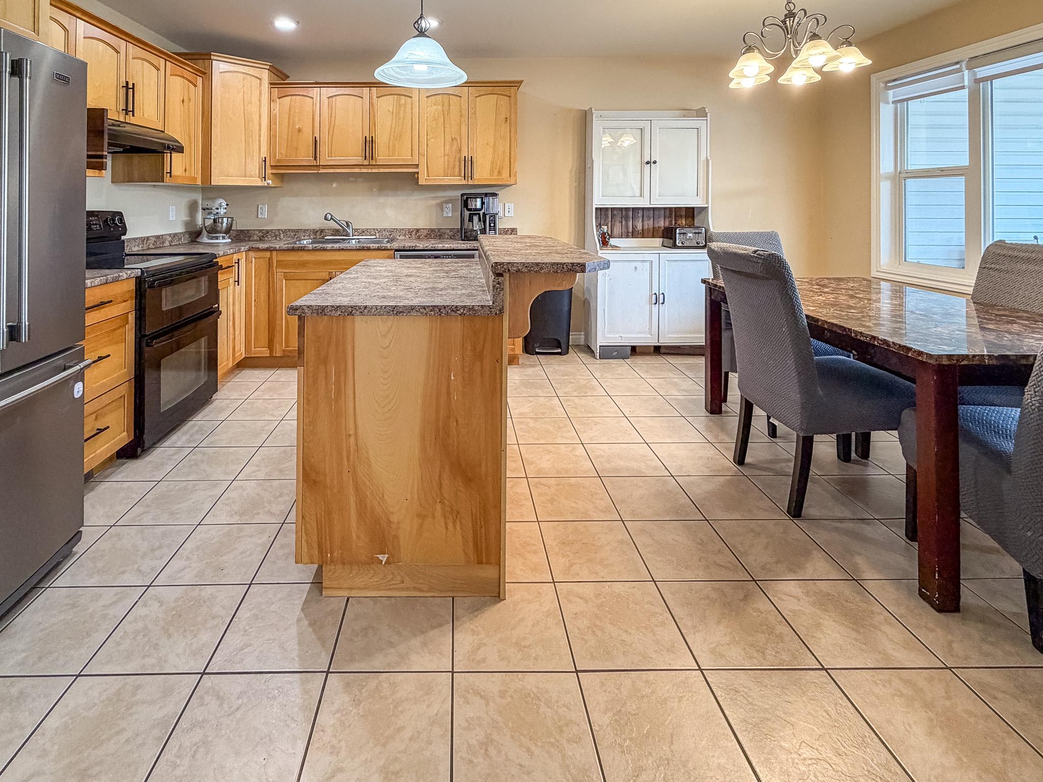 2-188 9Th S Street, Cranbrook, BC - Indoor