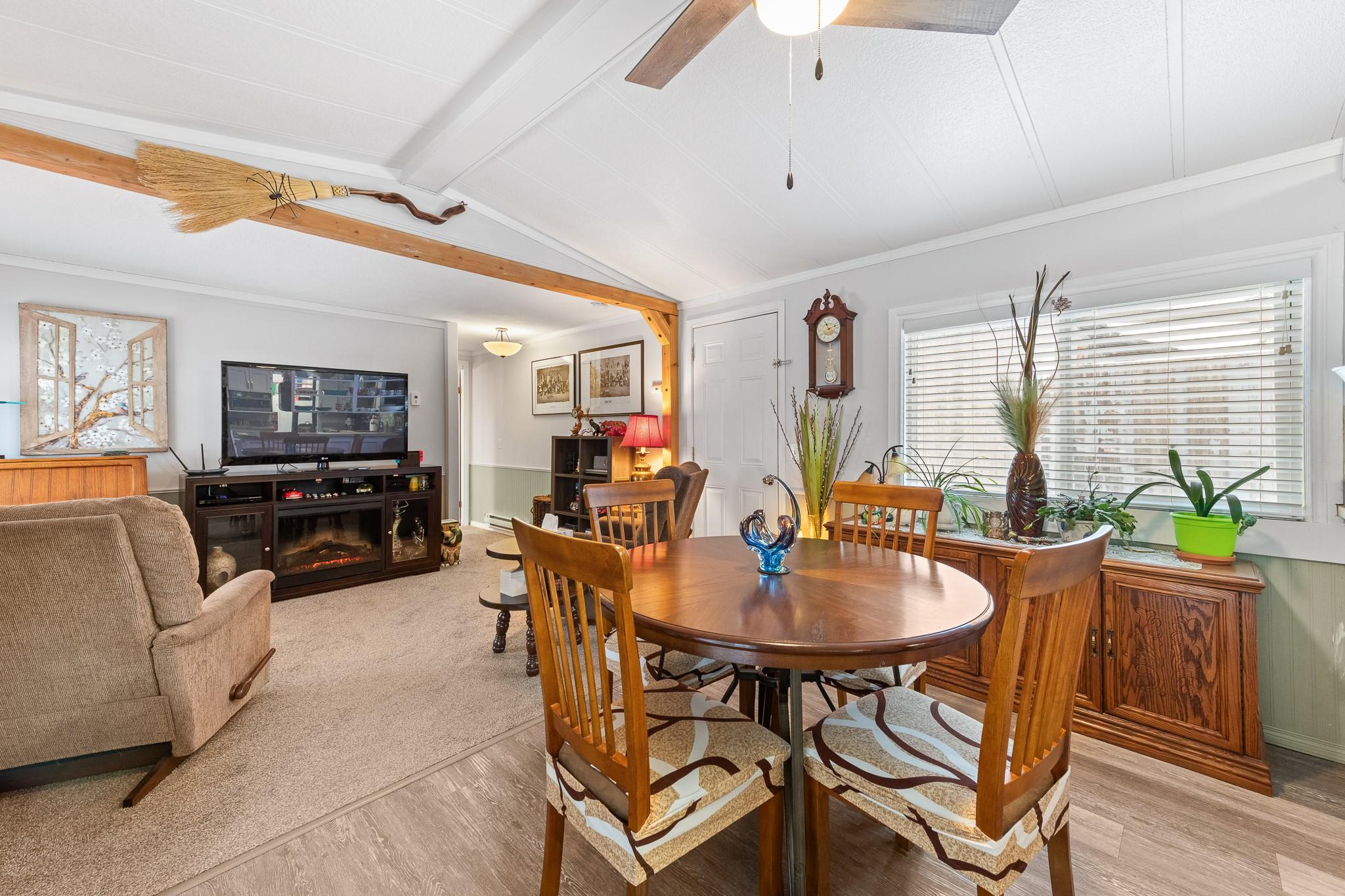 5807 Birch Avenue, Kitchener, BC