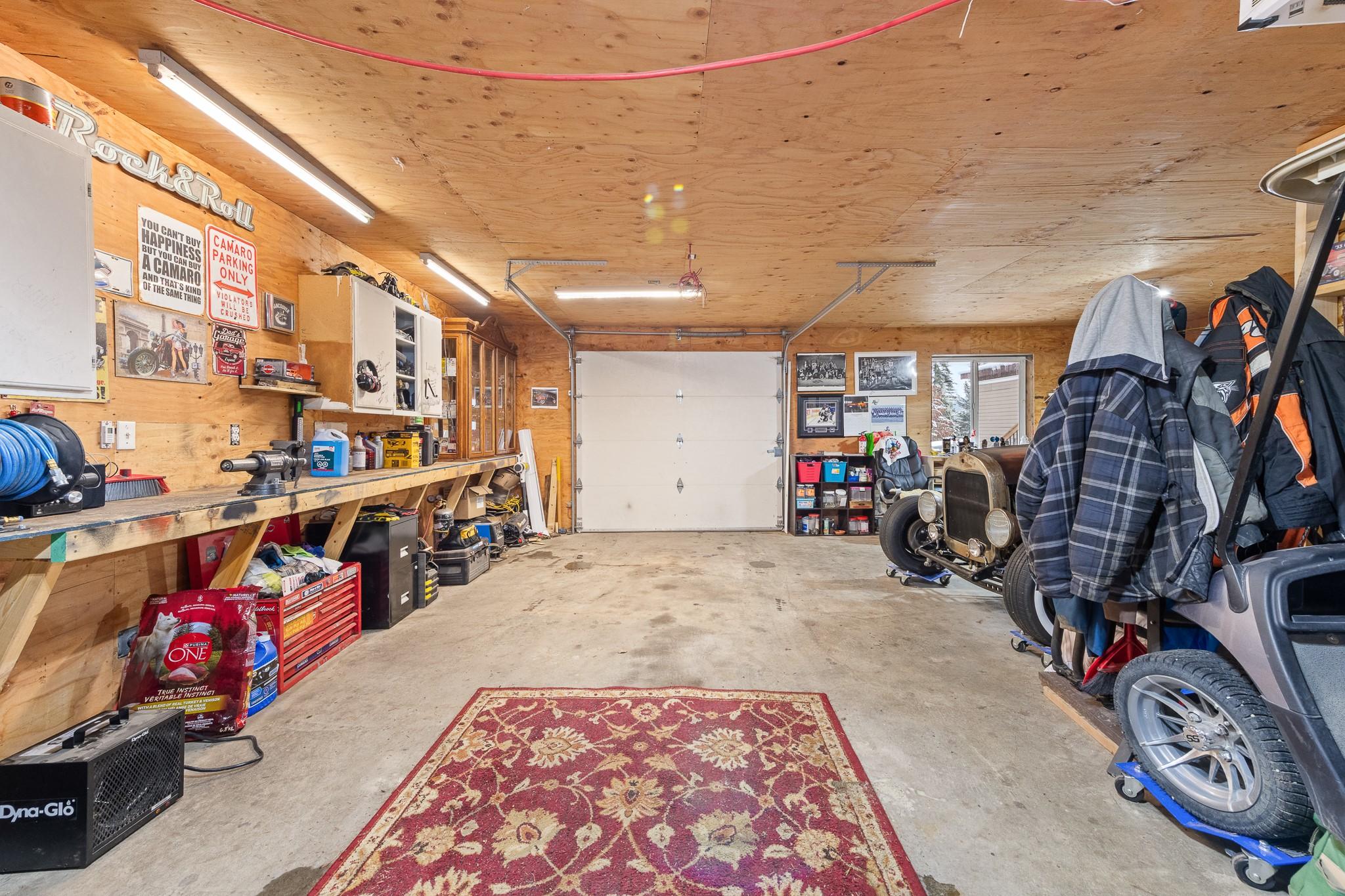 5807 Birch Avenue, Kitchener, BC