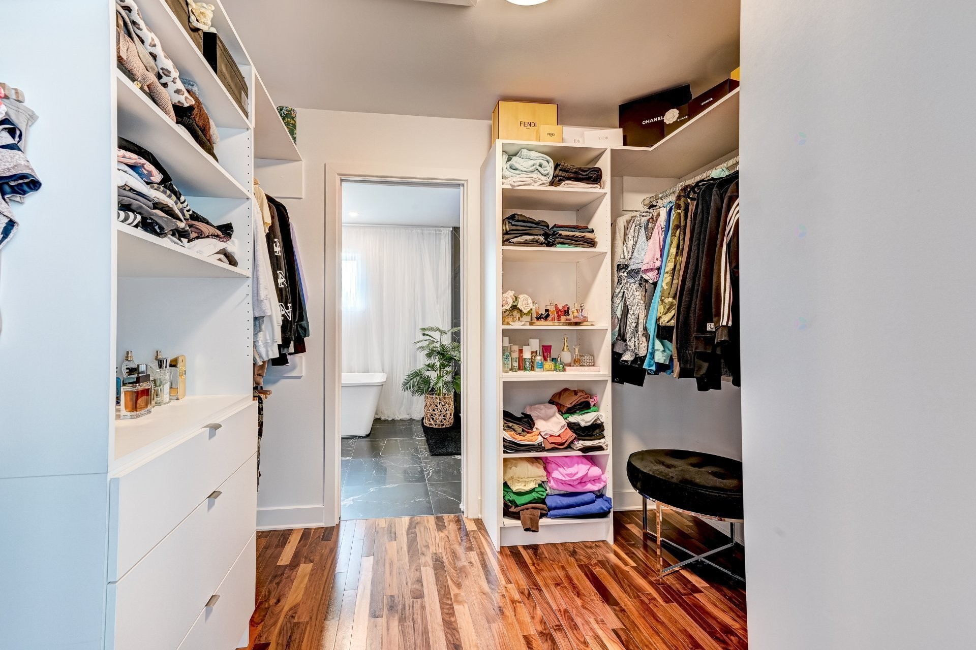 Autre - 17 Place De La Rive, Saint-Mathieu, QC - Indoor With Storage
