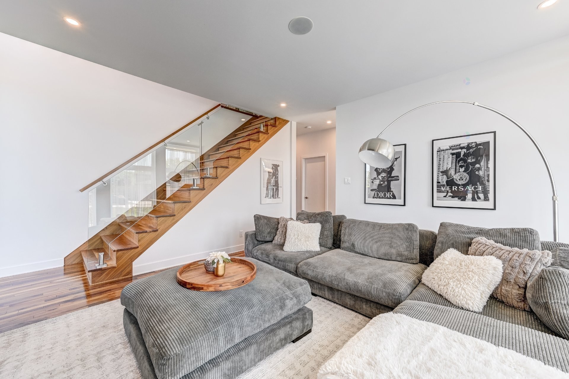 Salon - 17 Place De La Rive, Saint-Mathieu, QC - Indoor Photo Showing Living Room