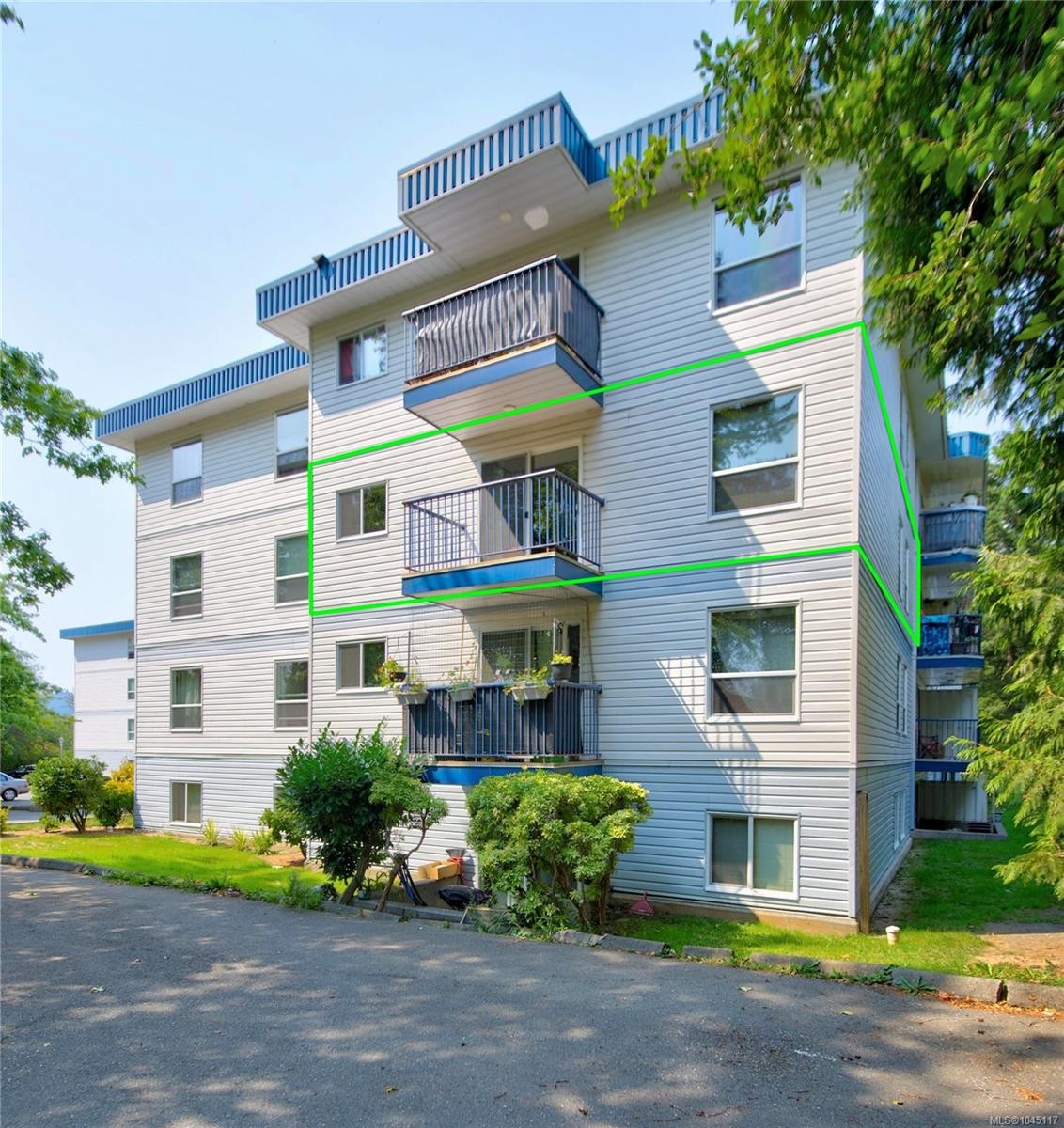 #301-200 Back Rd, Courtenay, BC - Outdoor With Balcony