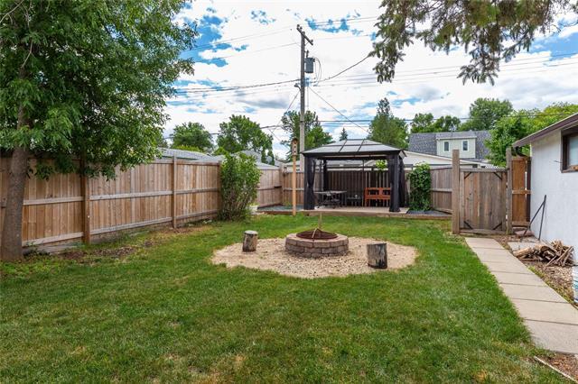 440 Chelsea Ave, Winnipeg, MB - Outdoor With Deck Patio Veranda