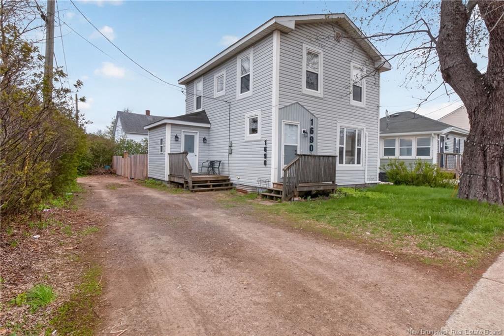 1690 Main St, Moncton, NB