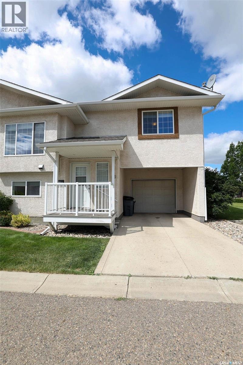 53 4425 Nicurity Drive, Regina, SK - Outdoor