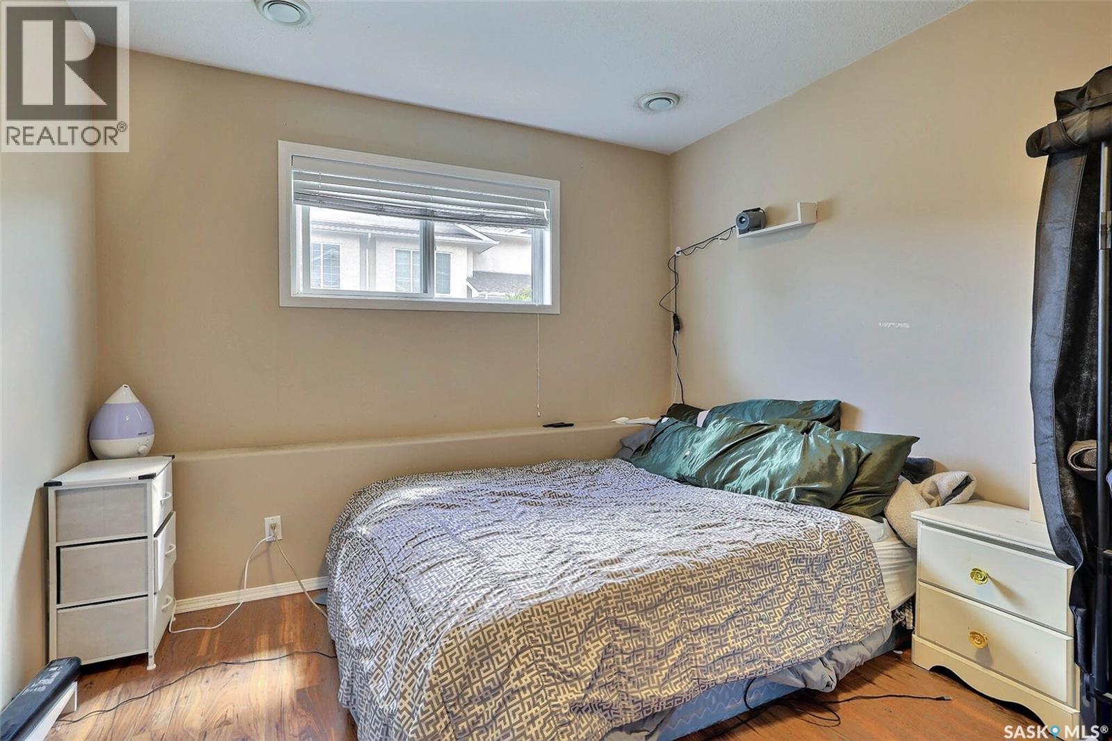 53 4425 Nicurity Drive, Regina, SK - Indoor Photo Showing Bedroom
